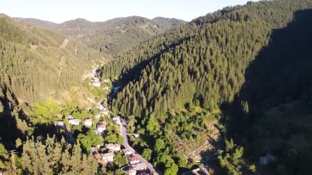 Letecký Pohled Vesnici Široka Laka Domy Devatenáctého Století Smolyan Region — Stock video