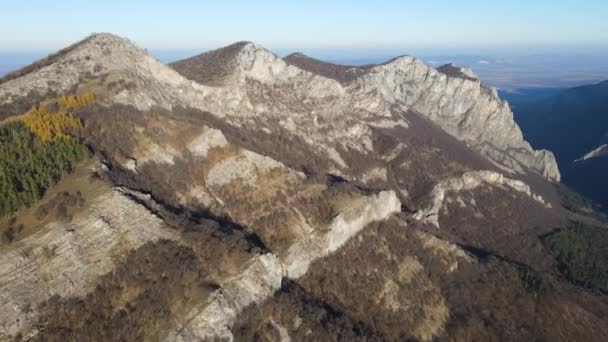 Úžasná Letecká Podzimní Krajina Vratsata Průsmyku Balkánských Horách Bulharsko — Stock video