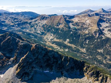 Polezhan zirvesi, Pirin Dağı, Bulgaristan etrafındaki şaşırtıcı hava manzarası
