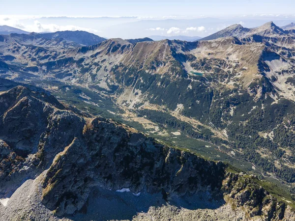 Polezhan zirvesi, Pirin Dağı, Bulgaristan etrafındaki şaşırtıcı hava manzarası