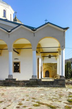 GEORGI DAMYANOVO, BULGARIA - 21 Kasım 2021: Saint John Ortaçağ Lopushanski Manastırı, Montana Eyaleti, Bulgaristan