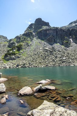 Rila Dağı inanılmaz manzara yakın korkunç göl, Bulgaristan