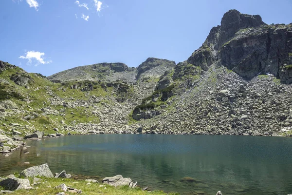 Pemandangan Gunung Rila Yang Menakjubkan Dekat Danau Yang Menakutkan Bulgaria — Stok Foto