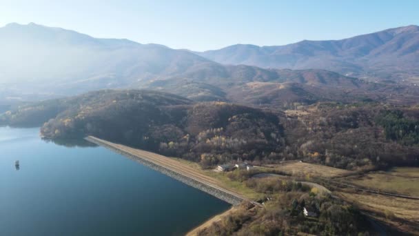 Luchtfoto Van Het Stuwmeer Srechenska Bara Regio Montana Bulgarije — Stockvideo