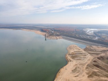 Pyasachnik (Kumtaşı) Reservoir, Sredna Gora Dağı, Filibe Bölgesi, Bulgaristan