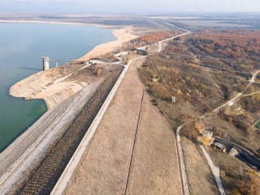 Pyasachnik (Kumtaşı) Reservoir, Sredna Gora Dağı, Filibe Bölgesi, Bulgaristan