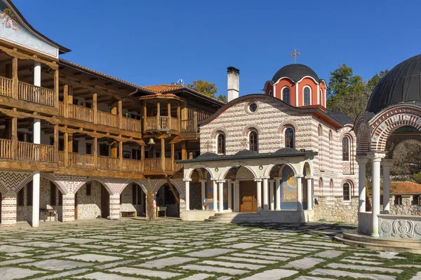 Jesienny Widok Średniowiecznego Klasztoru Carnogorskiego Gigintsi Kozma Damyan Obwód Pernicki — Zdjęcie stockowe