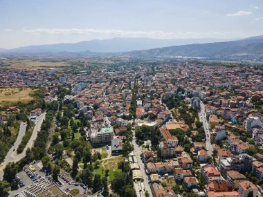 Bulgaristan 'ın Sandanski kentinin şaşırtıcı hava manzarası