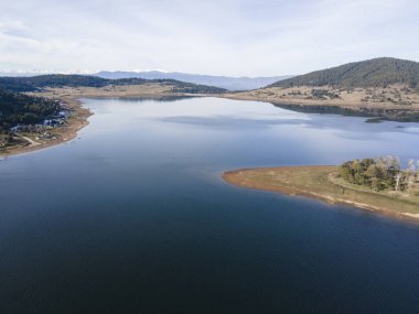 Bulgaristan 'ın Pazardzhik Bölgesi, Batak Reservoir Havacılık Manzarası
