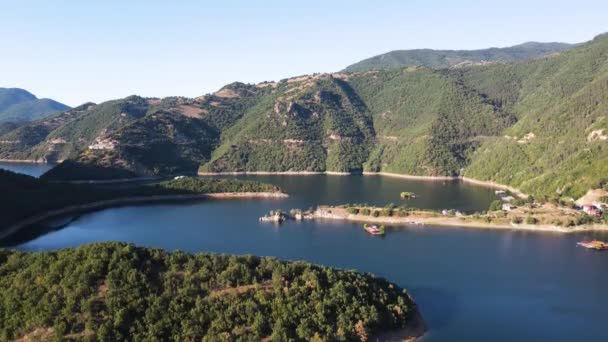 Luchtfoto Van Vacha Antonivanovtsi Stuwmeer Rhodopegebergte Regio Plovdiv Bulgarije — Stockvideo