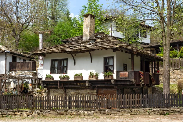 Bozhentsi Bulgaria Mayo 2021 Calle Típica Casas Antiguas Pueblo Histórico —  Fotos de Stock
