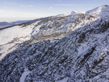 Bulgaristan 'ın Malyovitsa zirvesi yakınlarındaki Rila Dağı' nın şaşırtıcı kış manzarası
