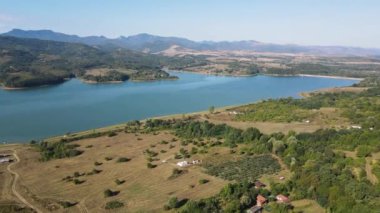 Bulgaristan 'ın Sopot Reservoir, Lovech Bölgesinin hava manzarası