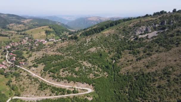 Vista Aérea Montaña Balcánica Cerca Ciudad Teteven Región Lovech Bulgaria — Vídeo de stock