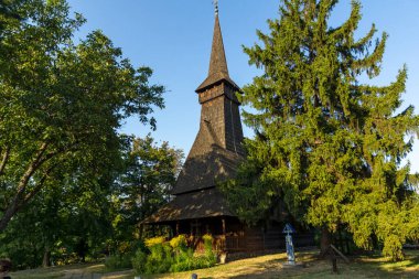 BUCHAREST, ROMANIA - 17 Ağustos 2021: Romanya 'nın Bükreş kentindeki Dimitrie Gusti Ulusal Köy Müzesi