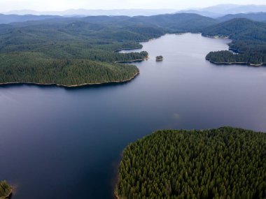 Shiroka polyana (Geniş çayır) rezervuarı, Pazardzhik Bölgesi, Bulgaristan