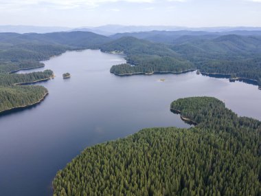 Shiroka polyana (Geniş çayır) rezervuarı, Pazardzhik Bölgesi, Bulgaristan