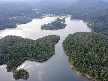 Shiroka polyana (Geniş çayır) rezervuarı, Pazardzhik Bölgesi, Bulgaristan