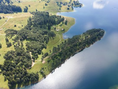 Bulgaristan 'ın Smolyan Bölgesi, Dospat Reservoir hava manzarası