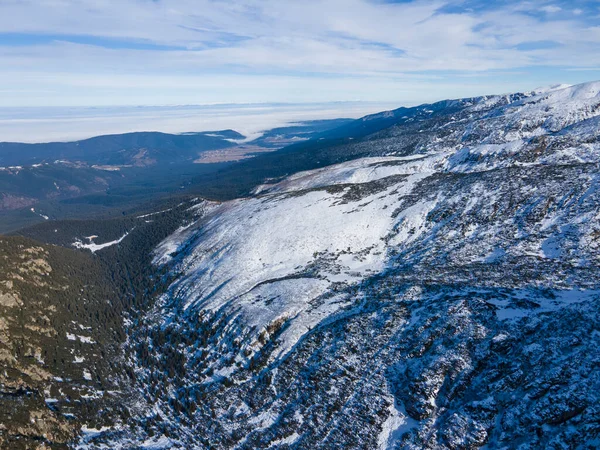 Καταπληκτικό Εναέριο Χειμερινό Τοπίο Του Όρους Ρίλα Κοντά Στην Κορυφή — Φωτογραφία Αρχείου
