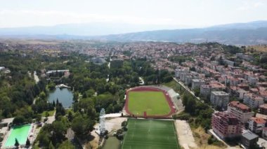 Bulgaristan 'ın Sandanski kentinin şaşırtıcı hava manzarası