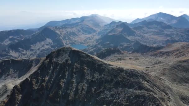 Flygfoto Över Polezhan Peak Pirin Mountain Bulgarien — Stockvideo