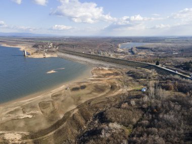 Pyasachnik (Kumtaşı) Reservoir, Sredna Gora Dağı, Filibe Bölgesi, Bulgaristan