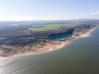Pyasachnik (Kumtaşı) Reservoir, Sredna Gora Dağı, Filibe Bölgesi, Bulgaristan