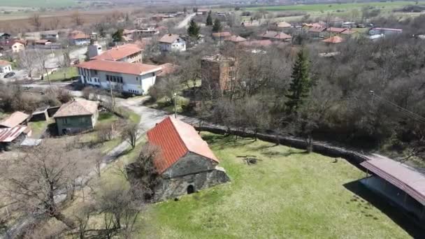 Letecký Pohled Kostel Simeona Stylitese Vesnici Egalnitsa Pernický Kraj Bulharsko — Stock video