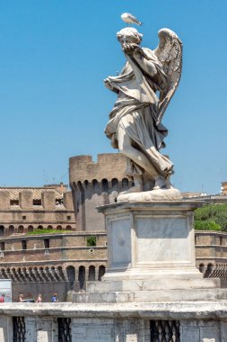 Roma, İtalya 22 Haziran 2017 Roma, İtalya 'daki St. Angelo Kalesi' nin muhteşem manzarası.