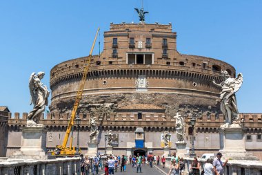 Roma, İtalya 22 Haziran 2017 Roma, İtalya 'daki St. Angelo Kalesi' nin muhteşem manzarası.
