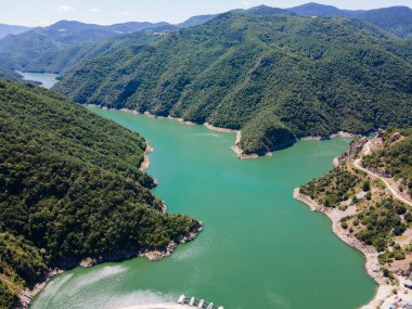 Bulgaristan 'ın Smolyan Bölgesi, Tsankov kamak Barajı' nın hava manzarası