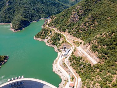 Bulgaristan 'ın Smolyan Bölgesi, Tsankov kamak Barajı' nın hava manzarası