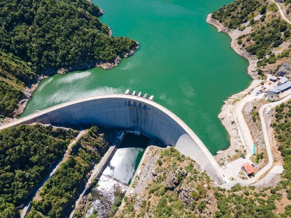 Bulgaristan 'ın Smolyan Bölgesi, Tsankov kamak Barajı' nın hava manzarası