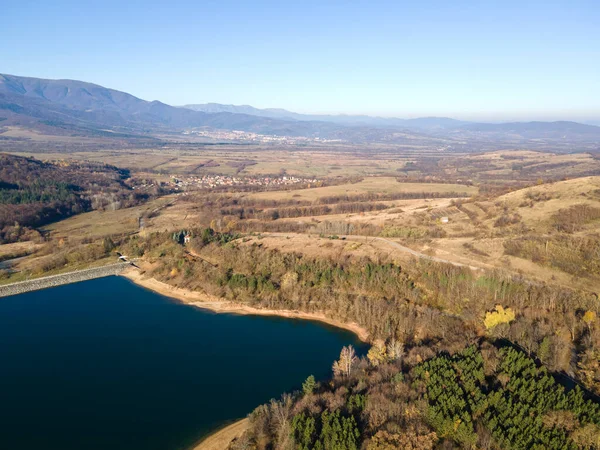 ブルガリア モンタナ州シュレンスカ バラ貯水池の空中写真 — ストック写真