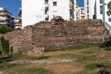 THESSALONIKI, GREECE - 22 Eylül 2019: Yunanistan 'ın orta Makedonya kentindeki Tipik cadde