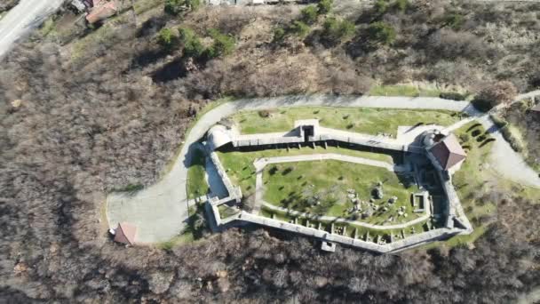 Vue Aérienne Des Ruines Ancienne Forteresse Byzantine Les Péristères Peshtera — Video
