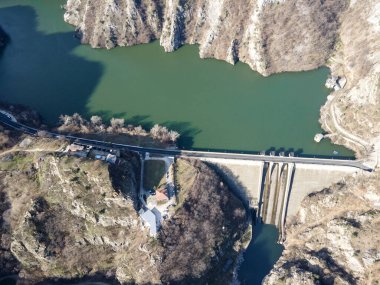 Krichim Barajı 'nın havadan manzarası, Rhodopes Dağı, Filibe Bölgesi, Bulgaristan