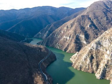 Krichim Barajı 'nın havadan manzarası, Rhodopes Dağı, Filibe Bölgesi, Bulgaristan