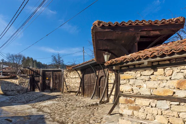 Koprivshtitsa Bulharsko Června 2020 Typická Ulice Staré Domy Historickém Městě — Stock fotografie