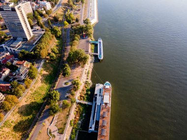 Bulgaristan 'ın Tuna Nehri ve Rusçuk Kenti' nin şaşırtıcı hava manzarası