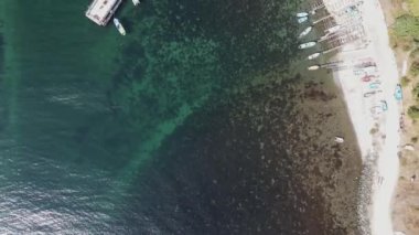 Bulgaristan 'ın Burgaz Bölgesi Ahtopol kentindeki inanılmaz hava manzaralı kasaba 