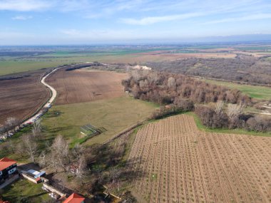Bulgaristan 'ın Filibe Bölgesi, Saint Nedelya' ya adanmış Ortaçağ Arapovo Manastırı 'nın hava manzarası