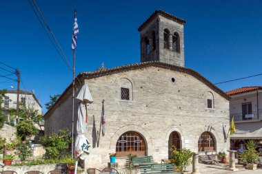 AFYTOS, KASSANDRA, GREECE - 24 Haziran 2014: Tarihi Afytos, Kassandra, Chalkidiki, Orta Makedonya, Yunanistan 'daki Eski Evler