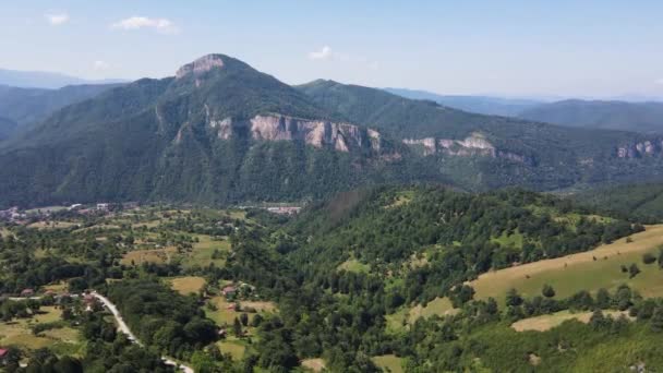 Flygfoto Över Balkan Mountain Nära Staden Teteven Lovech Region Bulgarien — Stockvideo