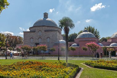İSTANBUL, TURKEY - 26 Temmuz 2019: İstanbul, Türkiye 'de Sultanahmet Meydanı' nın Şaşırtıcı Panoraması