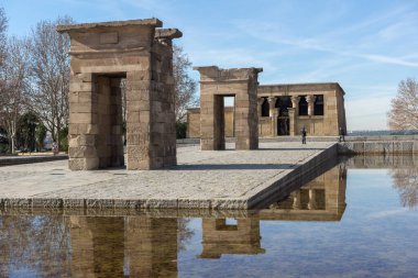 Madrid, İspanya - 23 Ocak 2018: görünüm Debod Tapınağı şehir Madrid, İspanya, Amazing