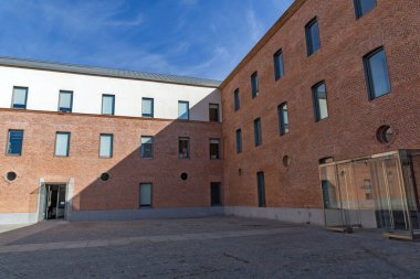 Madrid, İspanya - 23 Ocak 2018: Bina Conde Duque kültür merkezi Madrid şehir, İspanya