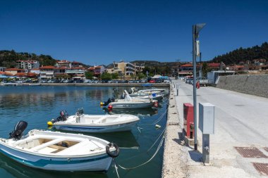 NEA SKIONI, KASSANDRA, GREECE - 24 Haziran 2014: Nea Skioni, Kassandra, Chalkidiki, Orta Makedonya, Yunanistan