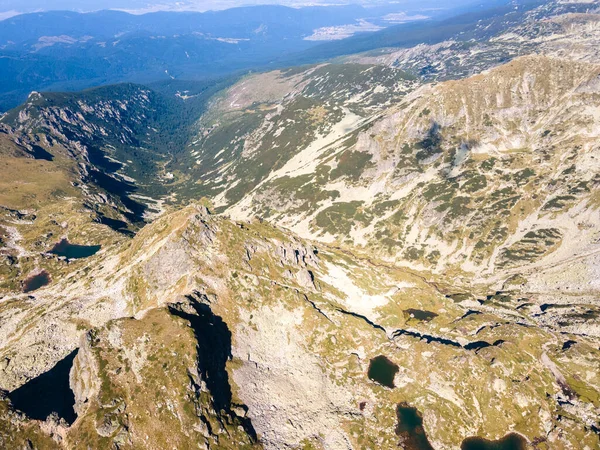 Amazing Aerial Udsigt Rila Mountain Nær Malyovitsa Peak Bulgarien - Stock-foto